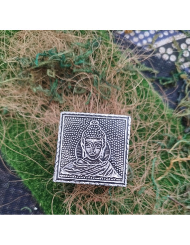 CAJITA DECORATIVA PLATEADA 5 X 5 X 4 CM