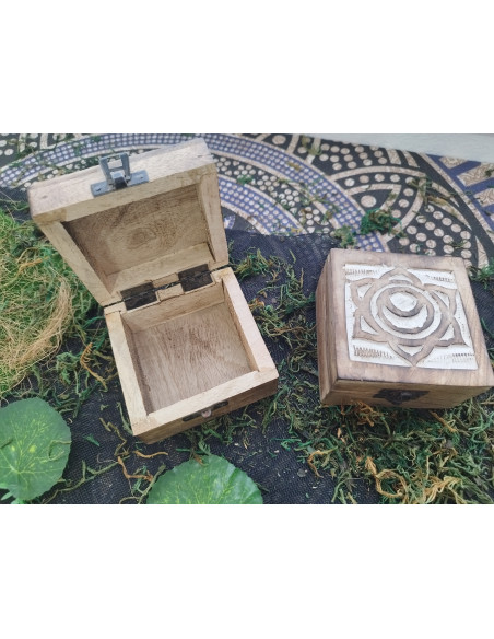 CAJA DE MADERA DECORATIVA SIMBOLO 10 CM