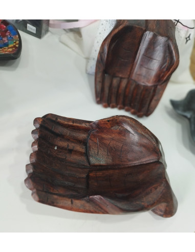 BANDEJA DECORATIVA MANO DE MANDERA