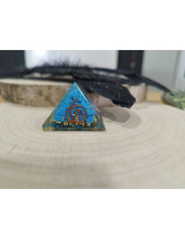 PIRAMIDE ORGONITA 3,8 CM TURQUESA