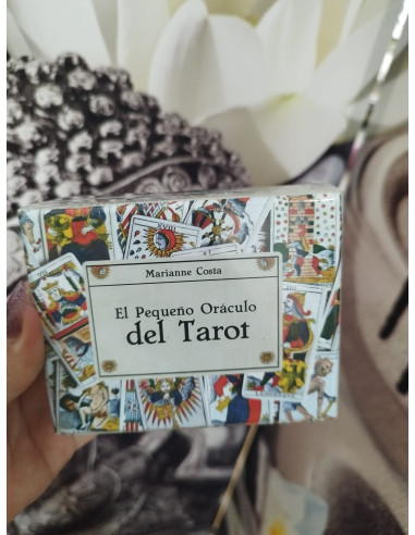 EL PEQUEÑO ORACULO DEL TAROT