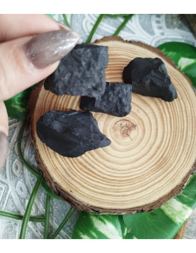 PIEDRA SHUNGITA